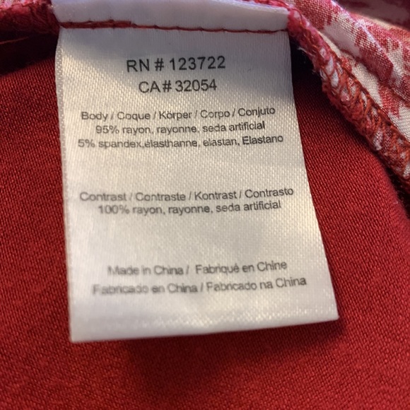 A COMMON THREAD - Picture 6 of 7